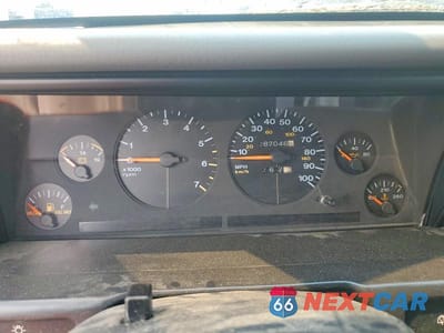 Zdjęcie 9 z 12 samochodu: 1995 JEEP GRAND CHEROKEE LAREDO VIN:1J4GZ58S4SC649397 - miniatura