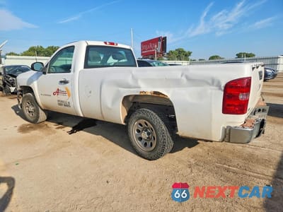 Drugie zdjęcie samochodu z przodu: 2011 CHEVROLET SILVERADO C1500 VIN:1GCNCPE09BZ400815 - miniatura