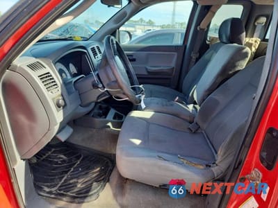 Zdjęcie 7 z 12 samochodu: 2005 DODGE DAKOTA ST VIN:1D7HE22K45S260305 - miniatura