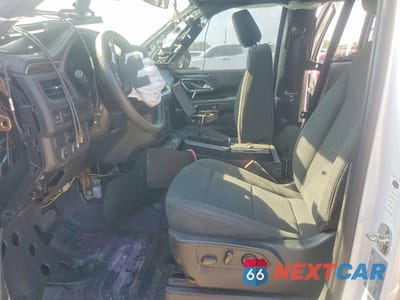 Zdjęcie 7 z 12 samochodu: 2023 CHEVROLET TAHOE C1500 VIN:1GBSCLED8PR161932 - miniatura