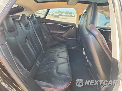 Zdjęcie 10 z 12 samochodu: 2013 TESLA MODEL S VIN:5YJSA1DP2DFP11600 - miniatura