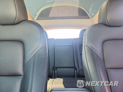 Zdjęcie 10 z 13 samochodu: 2023 TESLA MODEL Y VIN:7SAYGDEE9PA107750 - miniatura