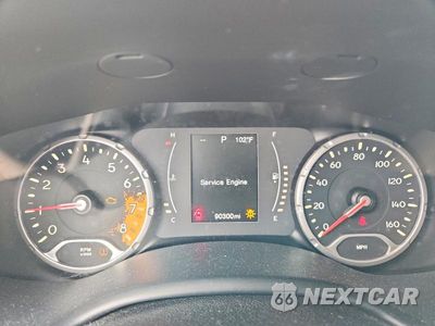 Zdjęcie 9 z 13 samochodu: 2015 JEEP RENEGADE LATITUDE VIN:ZACCJBBT1FPB90875 - miniatura