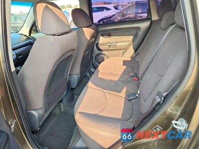 Zdjęcie 11 z 13 samochodu: 2013 KIA SOUL BASE VIN:KNDJT2A51D7558728 - miniatura