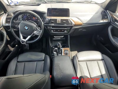 Zdjęcie 8 z 12 samochodu: 2018 BMW X3 XDRIVE30I VIN:5UXTR9C54JLC72650 - miniatura