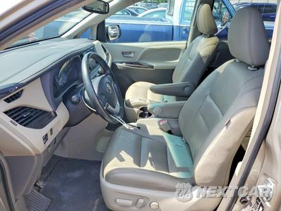 Zdjęcie 7 z 13 samochodu: 2015 TOYOTA SIENNA XLE 8-PASSENGER VIN:5TDYK3DC8FS629143 - miniatura