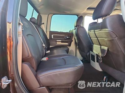 Zdjęcie 11 z 14 samochodu: 2014 RAM 3500 LONGHORN VIN:3C63RRKL5EG288865 - miniatura