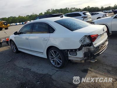 Drugie zdjęcie samochodu z przodu: 2017 VOLKSWAGEN PASSAT R-LINE VIN:1VWDT7A32HC075235 - miniatura