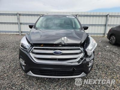 Piąte zdjęcie samochodu w środku: 2017 FORD ESCAPE SE VIN:1FMCU0GD9HUC43798 - miniatura