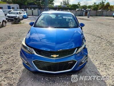 Piąte zdjęcie samochodu w środku: 2017 CHEVROLET CRUZE LT VIN:1G1BE5SM6H7141383 - miniatura