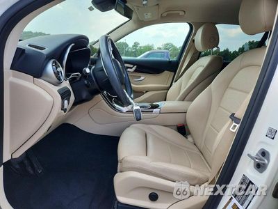 Zdjęcie 7 z 14 samochodu: 2022 MERCEDES-BENZ GLC 300 VIN:W1N0G8DBXNV364418 - miniatura