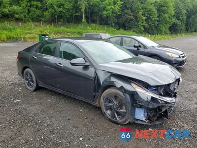 Czwarte zdjęcie samochodu z boku: 2022 HYUNDAI ELANTRA SEL VIN:5NPLM4AG1NH071495 - miniatura