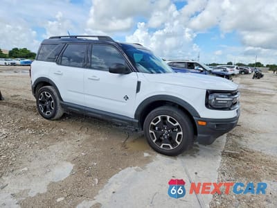 Czwarte zdjęcie samochodu z boku: 2021 FORD BRONCO SPORT OUTER BANKS VIN:3FMCR9C60MRA40457 - miniatura