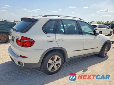 Trzecie zdjęcie samochodu z tyłu: 2012 BMW X5 XDRIVE35I VIN:5UXZV4C55CL752978 - miniatura