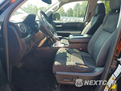 Zdjęcie 7 z 12 samochodu: 2017 TOYOTA TUNDRA SR5 VIN:5TFUY5F1XHX592145 - miniatura