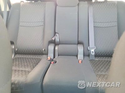 Zdjęcie 10 z 13 samochodu: 2018 NISSAN ROGUE S VIN:KNMAT2MT8JP528406 - miniatura