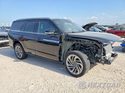 Czwarte zdjęcie samochodu z boku: 2025 LINCOLN NAVIGATOR RESERVE VIN:5LMJJ2LG3SEL07862 - miniatura