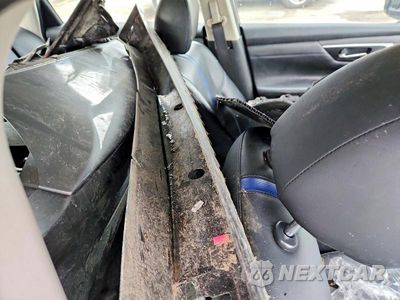 Zdjęcie 12 z 13 samochodu: 2018 NISSAN ALTIMA 2.5 SR VIN:1N4AL3AP3JC203933 - miniatura