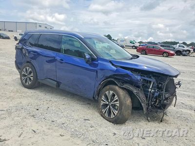 Czwarte zdjęcie samochodu z boku: 2021 NISSAN ROGUE SV VIN:5N1AT3BA5MC824904 - miniatura