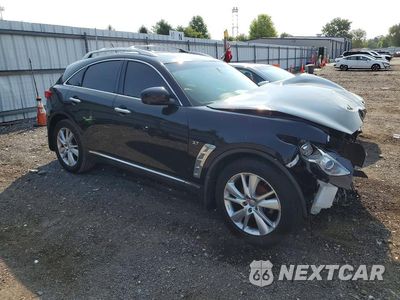 Czwarte zdjęcie samochodu z boku: 2014 INFINITI QX70 BASE VIN:JN8CS1MW0EM413682 - miniatura