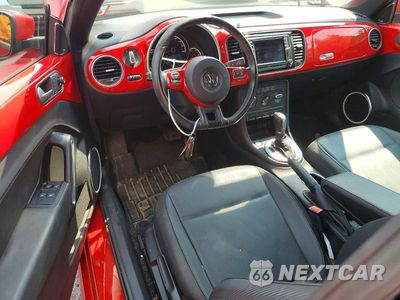 Zdjęcie 8 z 13 samochodu: 2016 VOLKSWAGEN BEETLE S/SE VIN:3VW517AT7GM804207 - miniatura