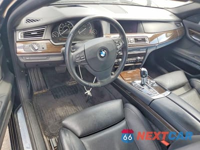 Zdjęcie 8 z 12 samochodu: 2011 BMW 750 LI VIN:WBAKX8C54BC198266 - miniatura