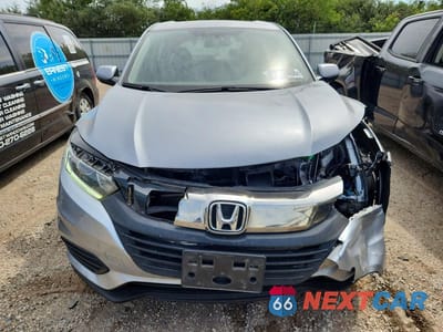 Piąte zdjęcie samochodu w środku: 2019 HONDA HR-V LX VIN:3CZRU6H30KG728665 - miniatura