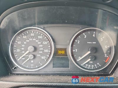 Zdjęcie 9 z 12 samochodu: 2006 BMW 330 I VIN:WBAVB33586KR74098 - miniatura