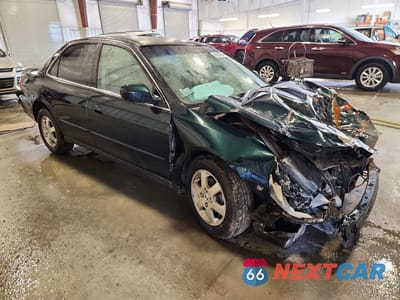 Czwarte zdjęcie samochodu z boku: 2000 HONDA ACCORD SE VIN:JHMCG6697YC014200 - miniatura