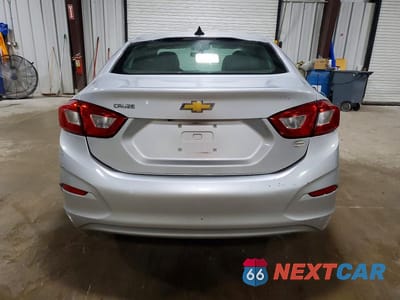 Zdjęcie 6 z 12 samochodu: 2019 CHEVROLET CRUZE LS VIN:1G1BC5SM3K7148837 - miniatura