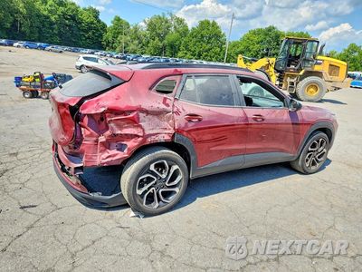 Trzecie zdjęcie samochodu z tyłu: 2024 CHEVROLET TRAX 2RS VIN:KL77LJE21RC029294 - miniatura