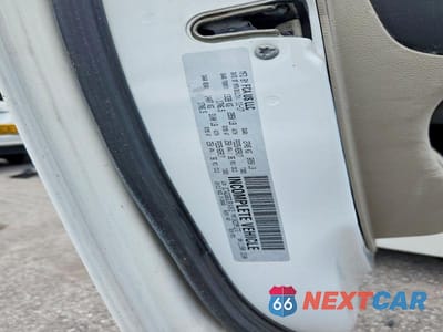 Zdjęcie 14 z 14 samochodu: 2018 DODGE GRAND CARAVAN SE VIN:2C7WDGBG3JR141012 - miniatura