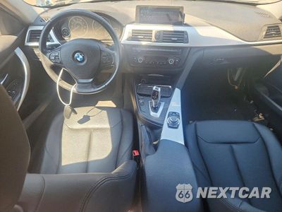 Zdjęcie 8 z 12 samochodu: 2013 BMW 328 XI SULEV VIN:WBA3B5G5XDNS02064 - miniatura