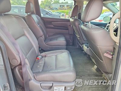 Zdjęcie 10 z 12 samochodu: 2015 HONDA ODYSSEY EXL VIN:5FNRL5H63FB015803 - miniatura