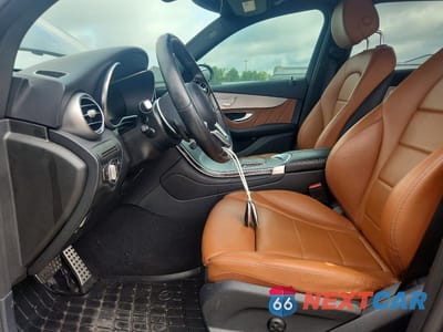 Zdjęcie 7 z 13 samochodu: 2021 MERCEDES-BENZ GLC 300 4MATIC VIN:W1N0G8EB7MV293854 - miniatura