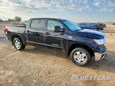 Czwarte zdjęcie samochodu z boku: 2012 TOYOTA TUNDRA CREWMAX SR5 VIN:5TFDW5F19CX229835 - miniatura