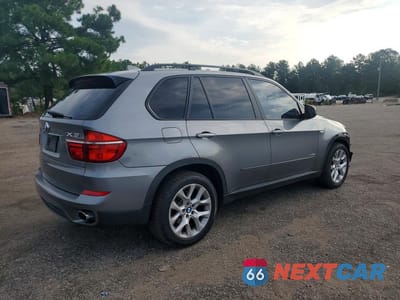 Trzecie zdjęcie samochodu z tyłu: 2013 BMW X5 XDRIVE35I VIN:5UXZV4C59D0B05408 - miniatura