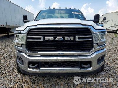 Piąte zdjęcie samochodu w środku: 2021 RAM 5500 VIN:3C7WRMDL8MG517420 - miniatura