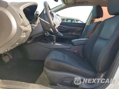 Zdjęcie 7 z 12 samochodu: 2016 NISSAN ALTIMA 2.5 SV VIN:1N4AL3AP1GC243727 - miniatura