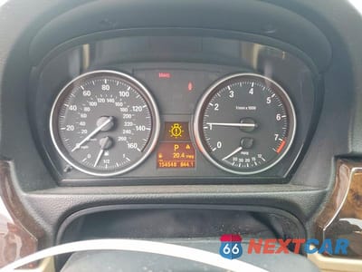 Zdjęcie 9 z 12 samochodu: 2008 BMW 328 XI SULEV VIN:WBAVC73588KP38851 - miniatura