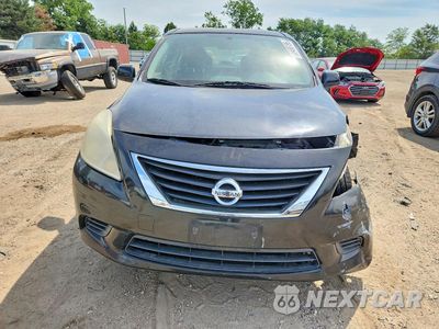 Piąte zdjęcie samochodu w środku: 2012 NISSAN VERSA 1.6 S VIN:3N1CN7AP6CL907123 - miniatura