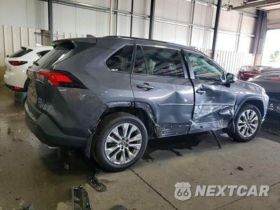 Trzecie zdjęcie samochodu z tyłu: 2024 TOYOTA RAV4 XLE PREMIUM VIN:2T3A1RFV2RW433711 - miniatura