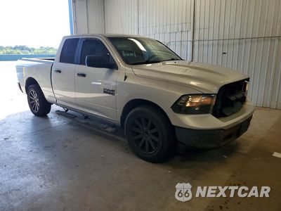 Czwarte zdjęcie samochodu z boku: 2017 RAM 1500 SLT VIN:1C6RR6GG0HS817706 - miniatura