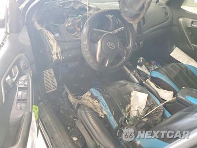 Zdjęcie 8 z 13 samochodu: 2011 KIA FORTE5 SX VIN:KNAFW5A30B5413652 - miniatura