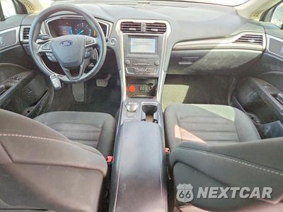Zdjęcie 8 z 13 samochodu: 2019 FORD FUSION SE VIN:3FA6P0LU2KR173953 - miniatura