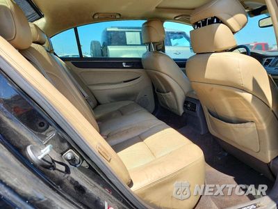 Zdjęcie 10 z 12 samochodu: 2010 HYUNDAI GENESIS 4.6L VIN:KMHGC4DFXAU093613 - miniatura
