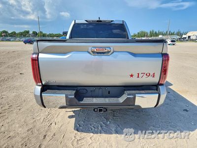Zdjęcie 6 z 13 samochodu: 2025 TOYOTA TUNDRA 1794 EDITION VIN:5TFMA5DBXSX317012 - miniatura