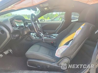 Zdjęcie 7 z 12 samochodu: 2018 DODGE CHALLENGER SXT VIN:2C3CDZAG1JH219309 - miniatura