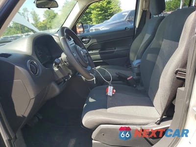 Zdjęcie 7 z 12 samochodu: 2013 JEEP PATRIOT SPORT VIN:1C4NJPBA6DD129926 - miniatura
