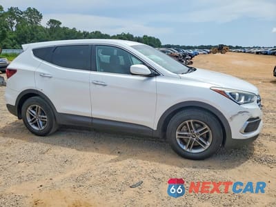 Czwarte zdjęcie samochodu z boku: 2018 HYUNDAI SANTA FE SPORT 2.4L VIN:5NMZT3LB6JH102935 - miniatura